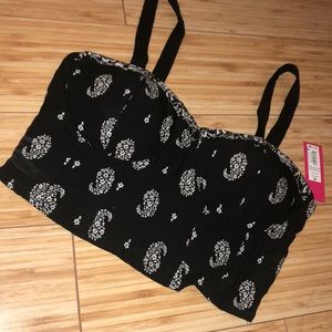 paisley print crop top NWT